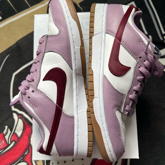Nike Dunk Low Retro Valentines Day main image 2
